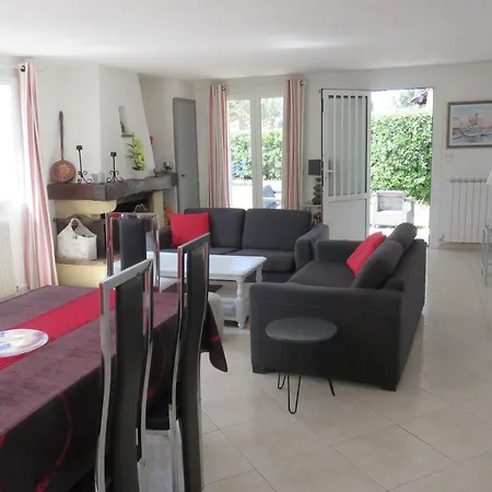 La Peguiere בית נופש